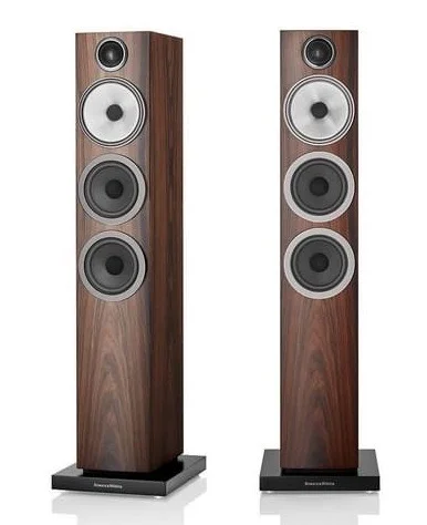 Bowers & Wilkins 704 S3