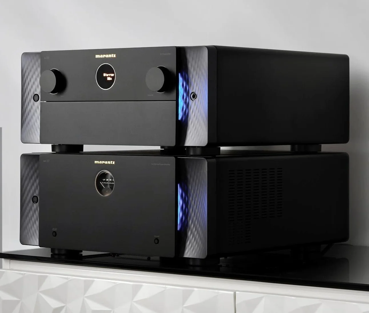 MARANTZ AV 10 NOIR