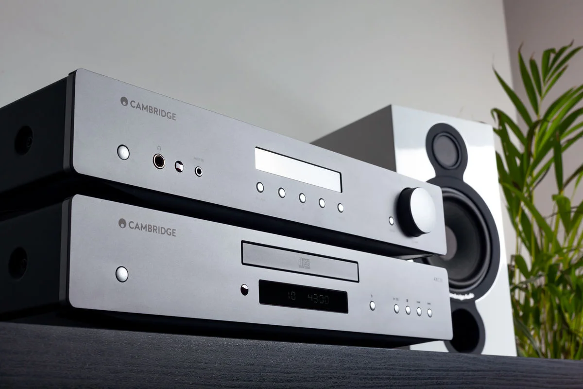 CAMBRIDGE AUDIO AX C35 — vue 3