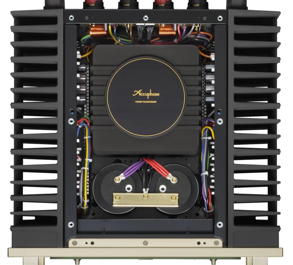 Accuphase P-7500 — vue 2